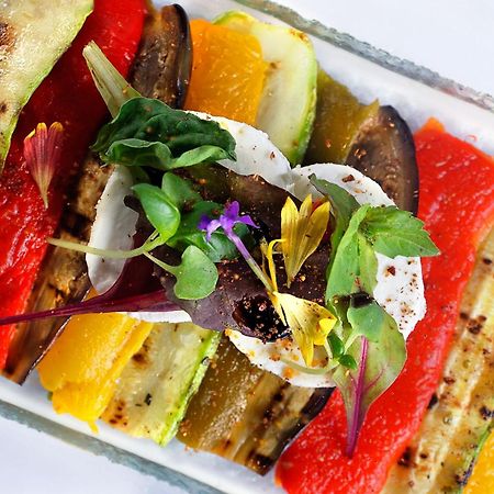 Sun City Hotel - The Gabriel Cairo Exterior photo A grilled vegetable salad