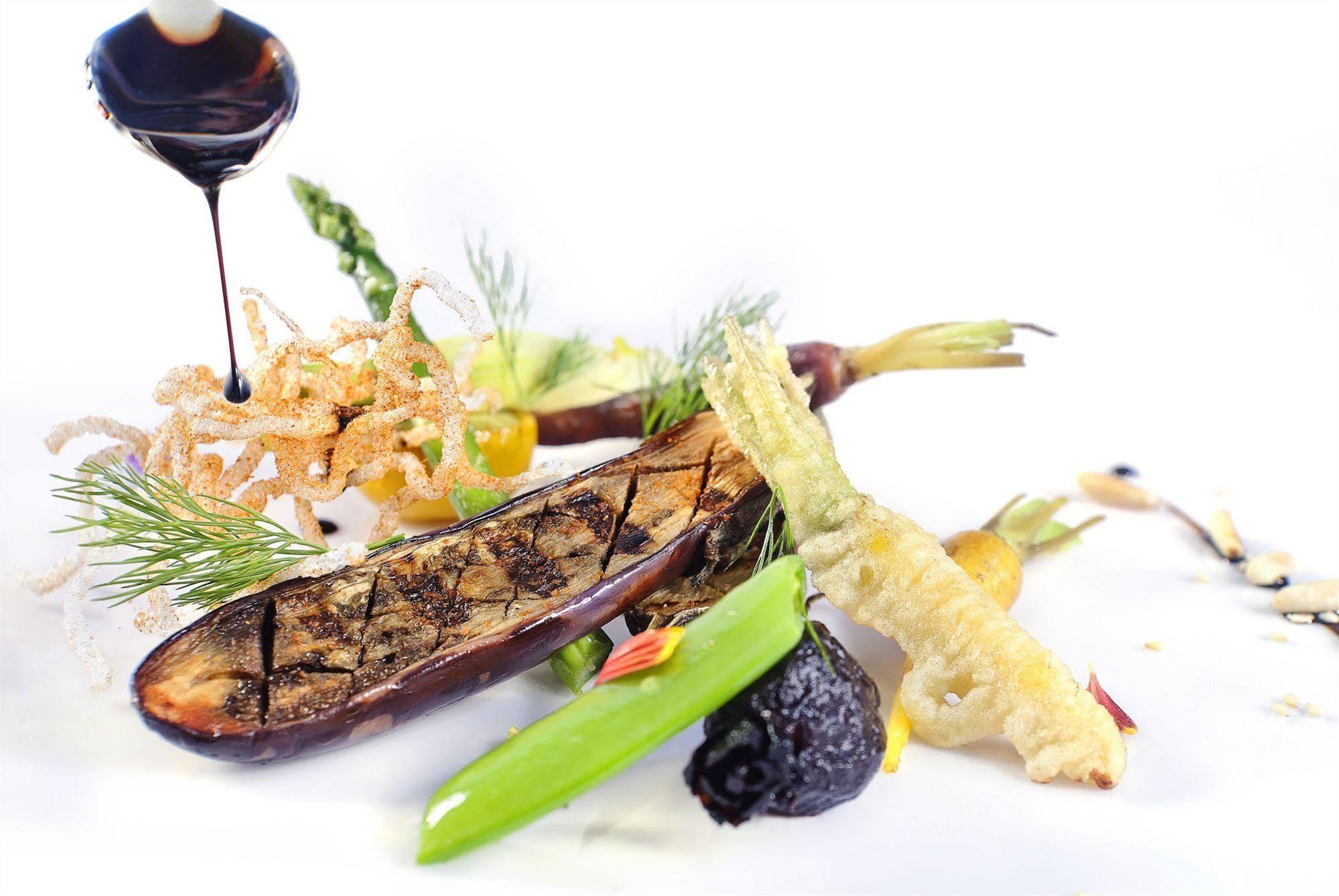 Sun City Hotel - The Gabriel Cairo Exterior photo Balsamic vinegar
